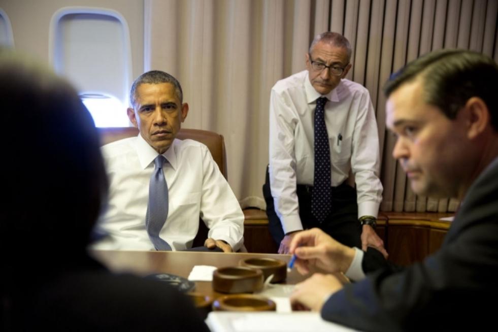 U.S. President Obama Briefed on South Asian Affairs on Flight to India, Jan 2015