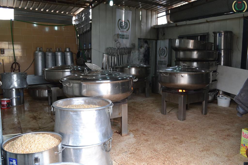 IHH Mobile Kitchen in Northern Syria