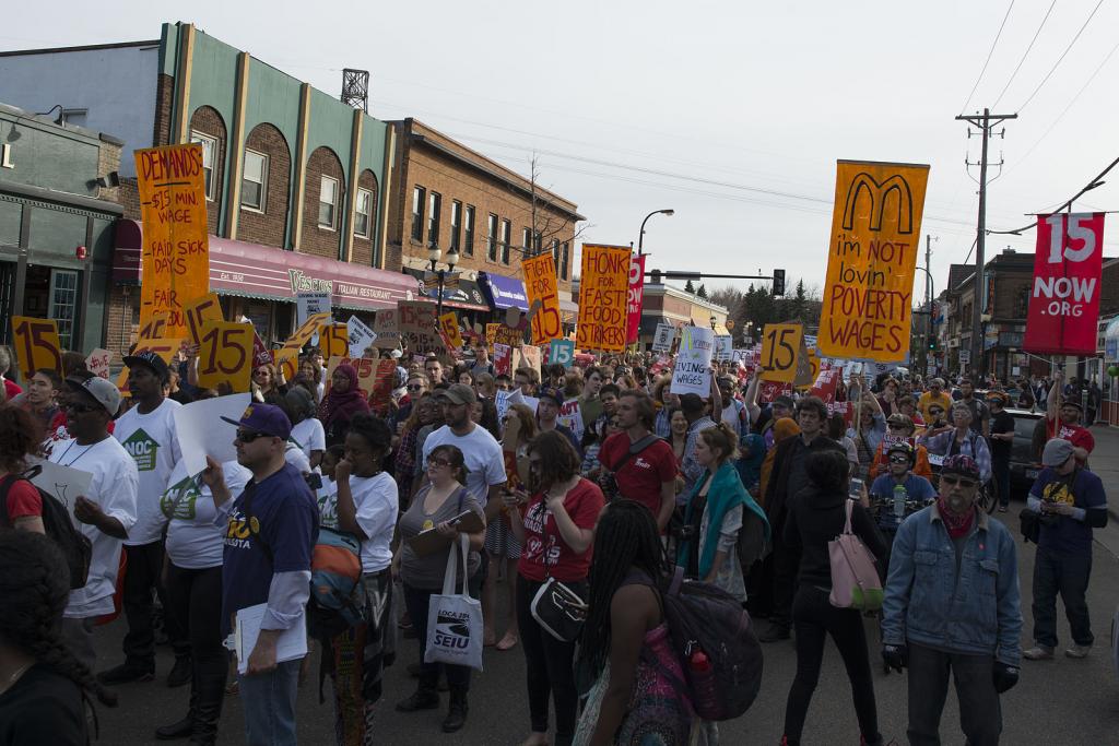 Fast Food Workers on Strike For a $15 Minimum Wage in Minneapolis, April 2015