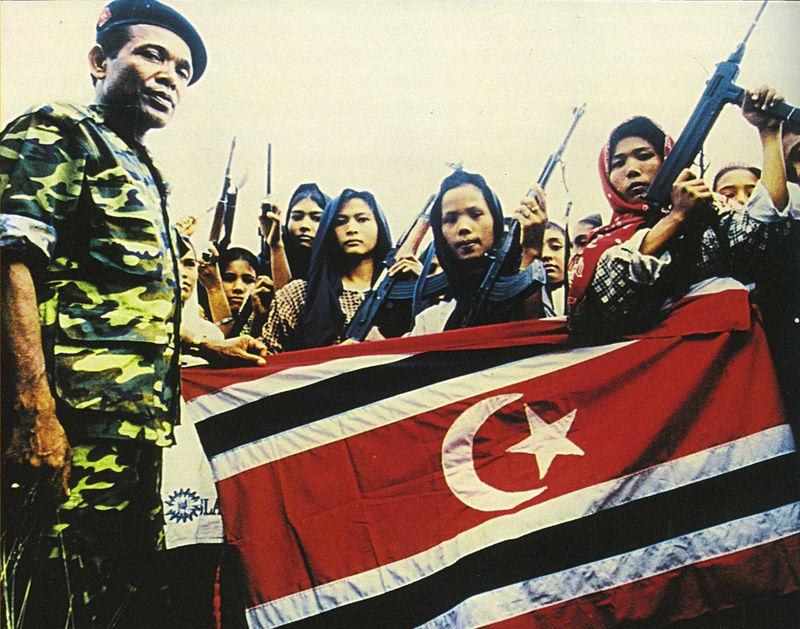 Female Soldiers of Free Aceh Movement, Aceh, 1999