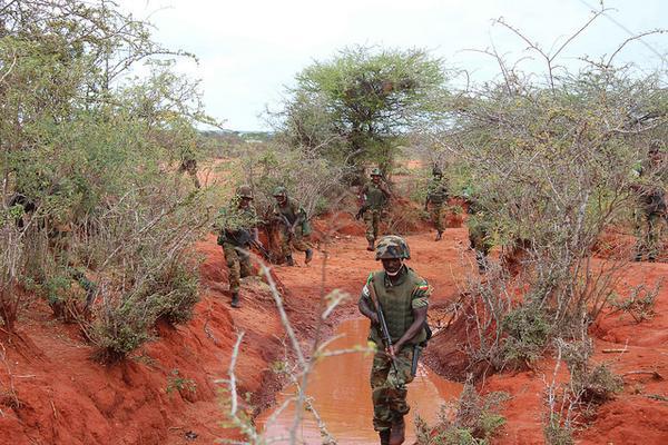 AMISOM Troops on Patrol; Dinsoor, Somalia, Sept 2015