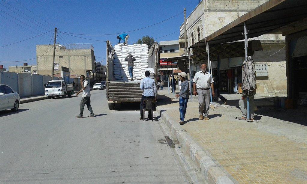 Rojava Administration Distributing Sugar; Tal Abyad, Syria, May 2016