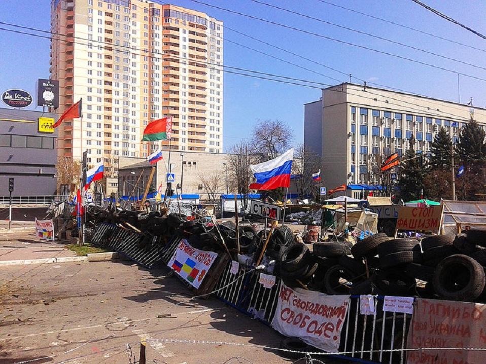 Pro-Russian Separatists in Luhansk, Eastern Ukraine, April 2014