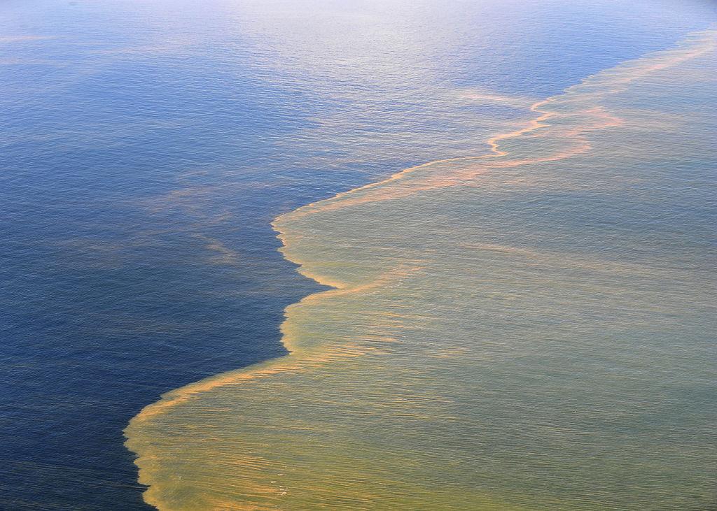 Oil Slick from Deepwater Horizon Approaches Mobile, AL