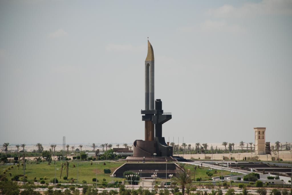 AK-47 Monument, Ismailia, 2009