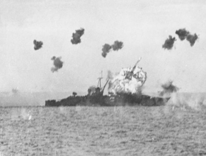 USS Louisville Hit by Kamikaze, Battle of Lingayen Gulf, January 1945