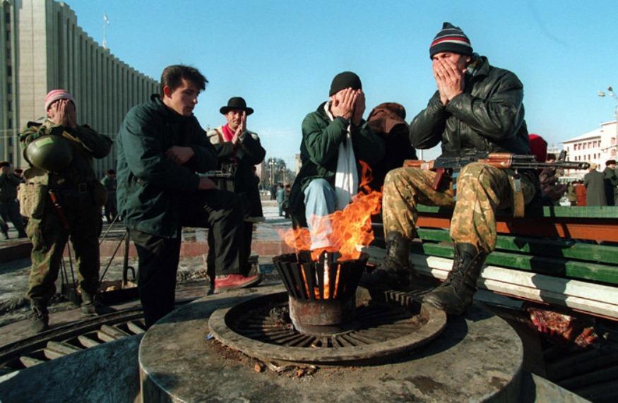 Chechen Fighters pay Homage to Eternal Flame during First Chechen War, 1994