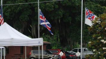 Florida County Keeps Confederate Flag