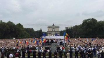 Moldovans Rally Against Government Corruption; Chisinau, Sept 2015