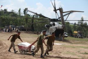 American Military Providing Humanitarian Aid to Pakistan Flood Victims, 2010