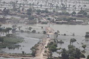 American Military Providing Humanitarian Aid to Pakistan Flood Victims, 2010